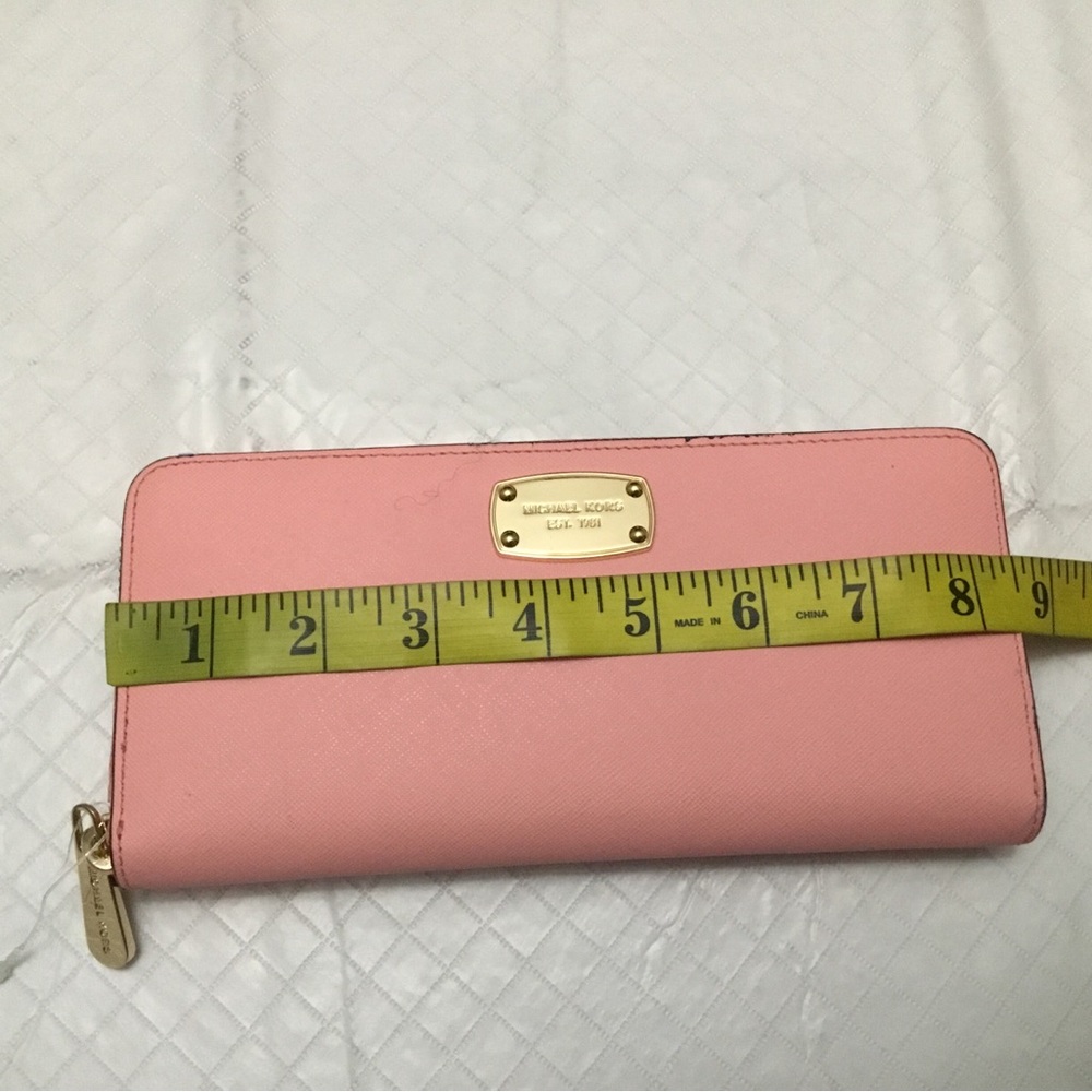 Michael Kors Peach Saffiano Zip Wallet with Gold Plaque - Picture 11 of 16